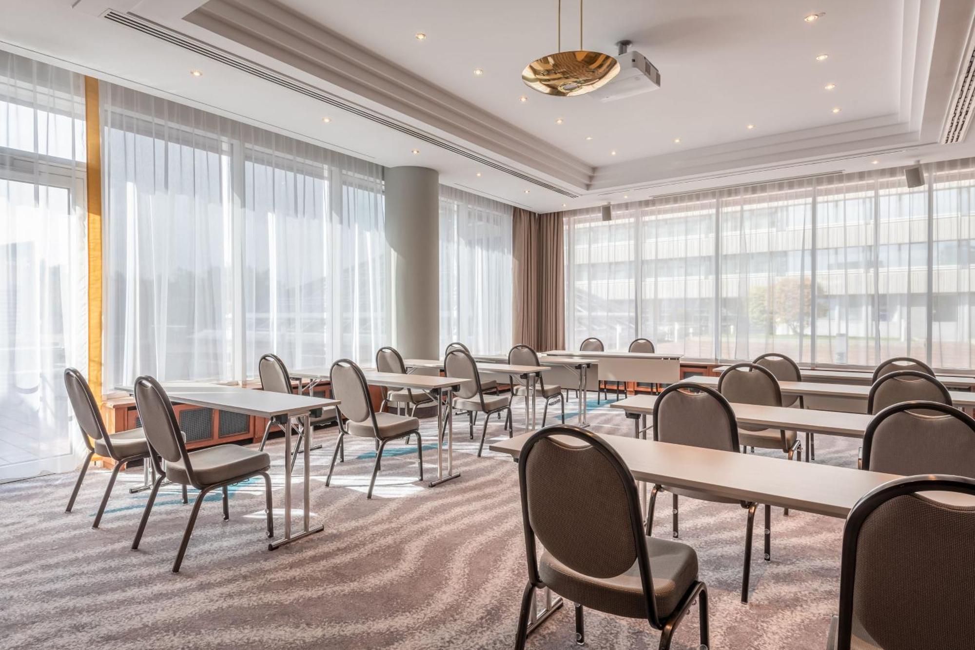 The Westin Grand Munich Ξενοδοχείο Εξωτερικό φωτογραφία Meeting room