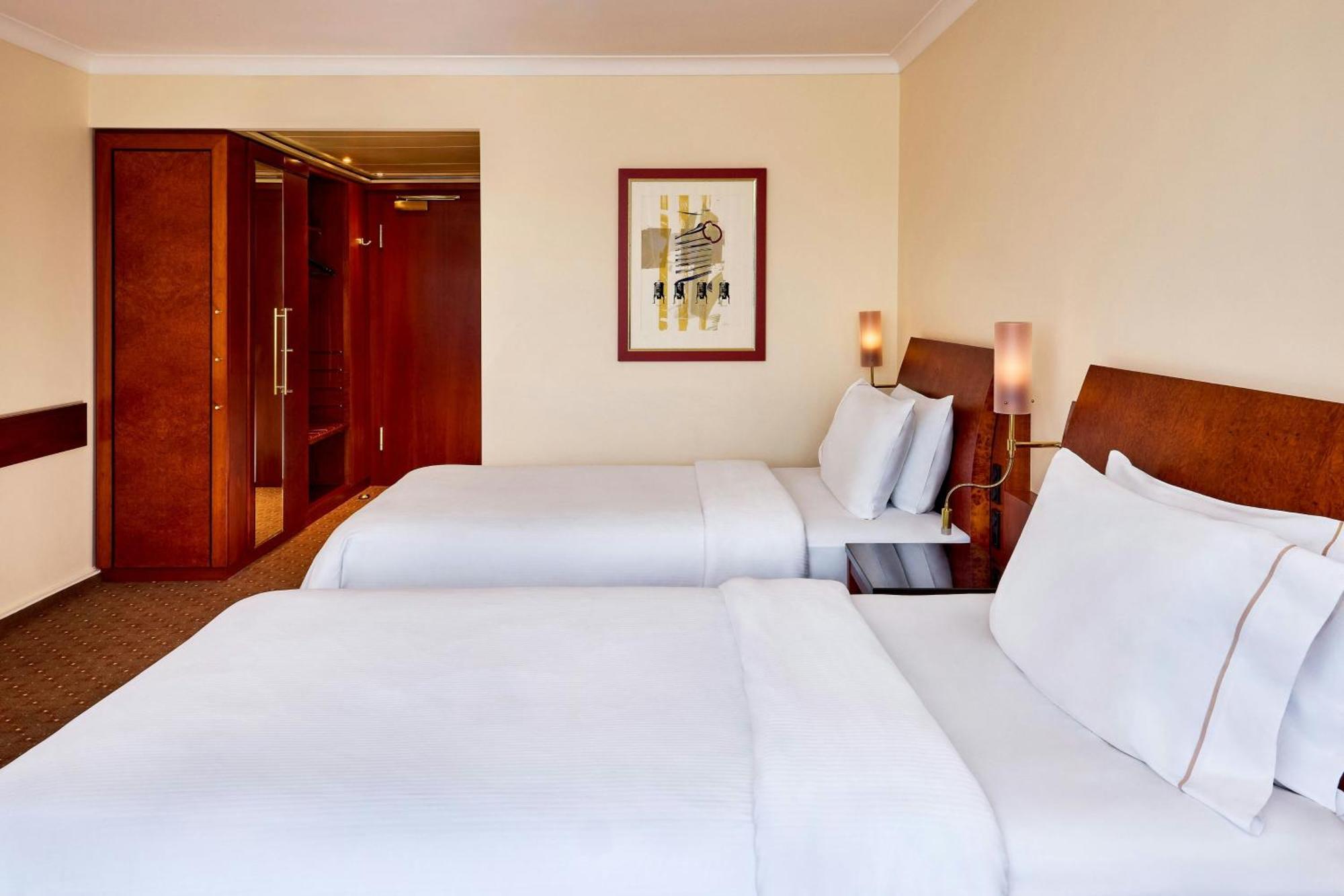The Westin Grand Munich Ξενοδοχείο Εξωτερικό φωτογραφία